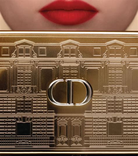 minaudière rouge dior - édition limitée the atelier of dreams|dior minaudiere limited edition.